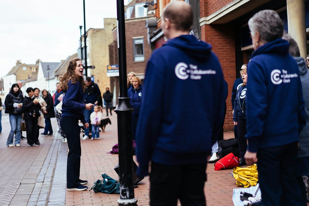 senior volunteers in community